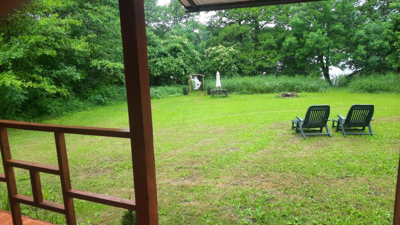 Domki Nad Jeziorem Półwysep SURYTY Exterior foto